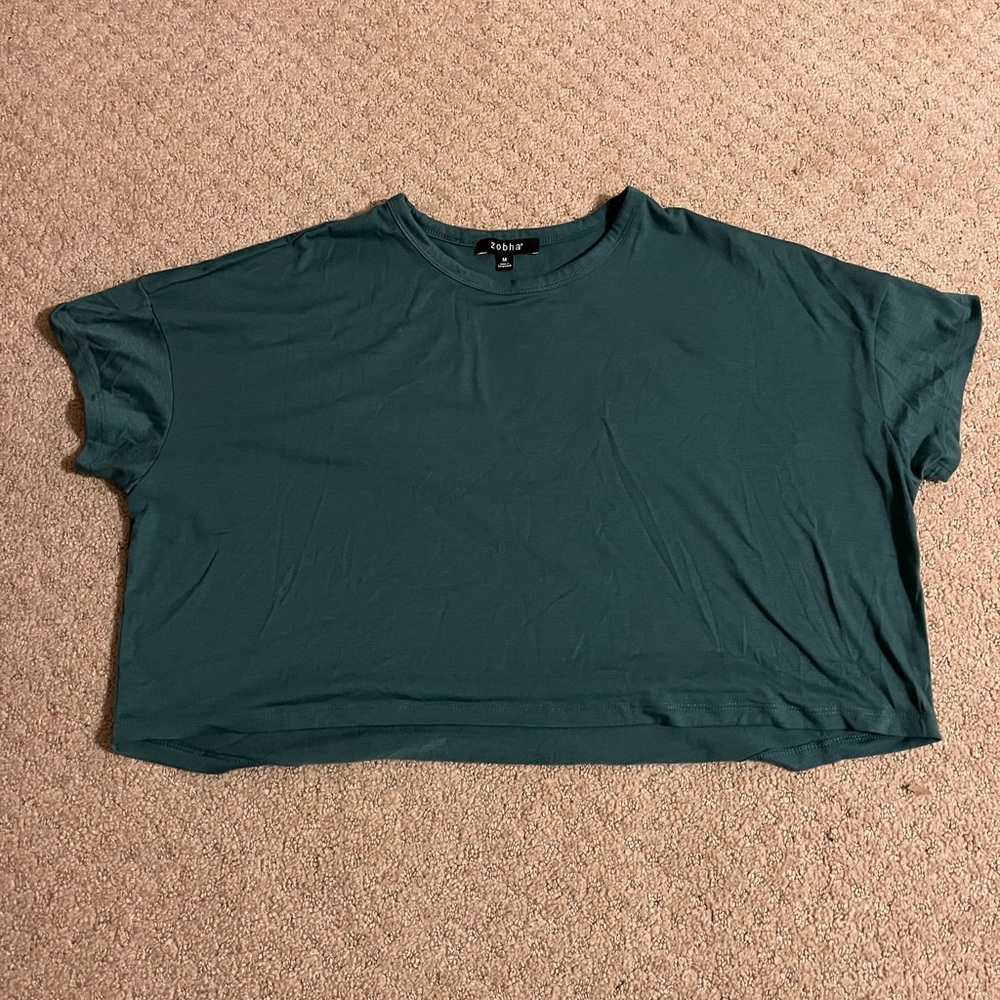 Teal cropped workout shirt